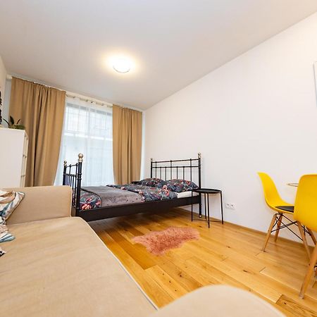 Lovely Studio Apartment, Free Parking 1,55 Hight Prag Exterior foto